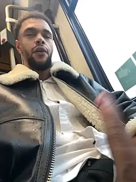 Snapshot of Lionayowe chatting on November 1, 7:46 am Lionayowe online show from November 1, 7:46 am