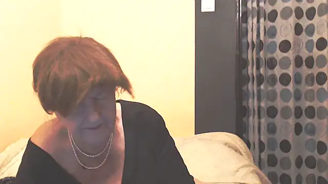 MioritaHard online show from December 3, 9:58 pm