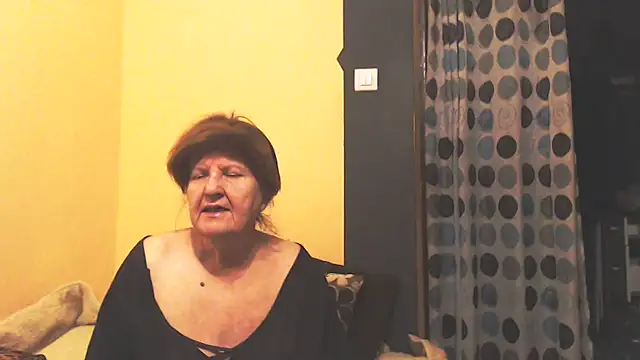 MioritaHard online show from April 22, 8:37 pm