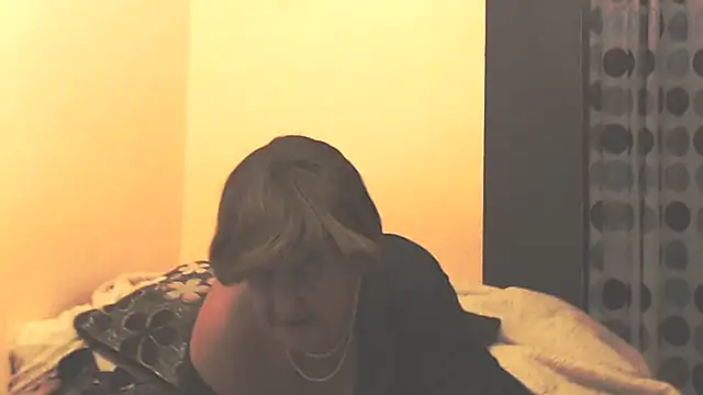 MioritaHard online show from November 19, 9:59 pm