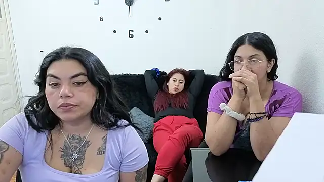 Snapshot of sweety_funny chatting on June 1, 8:19 pm sweety funny online show from June 1, 8:19 pm