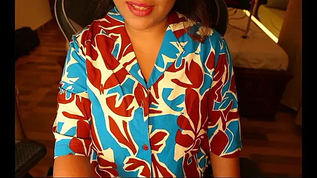 sneha hussy online show from February 6, 4:03 pm