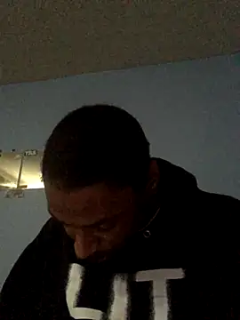 iAmNukka187 online show from December 6, 6:31 am