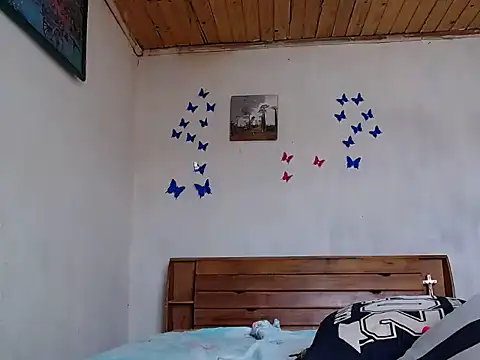 Snapshot of Princess_Ariahsquirty chatting on December 21, 6:48 am Princess Ariahsquirty online show from December 21, 6:48 am