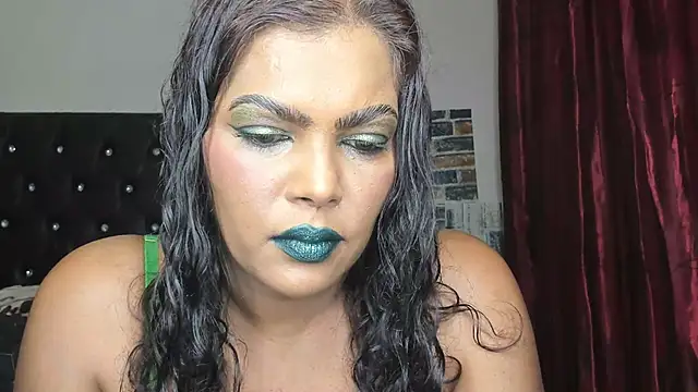 MySweetBitch143 online show from February 12, 10:14 am