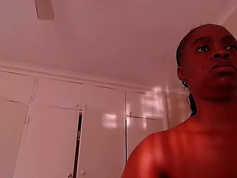 LuciousLips96 online show from July 11, 7:41 am