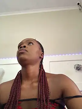 LuciousLips96 online show from November 24, 7:30 am