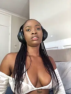 LuciousLips96 online show from September 28, 8:54 am