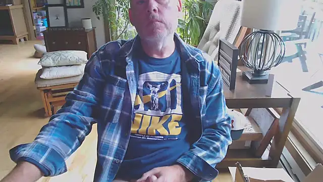 kevin rules online show from October 8, 1:56 pm