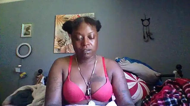 Snapshot of msdeedee chatting on May 16, 4:39 pm msdeedee online show from May 16, 4:39 pm