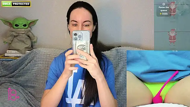 Snapshot of 3ight33nplus chatting on January 19, 10:06 pm 3ight33nplus online show from January 19, 10:06 pm