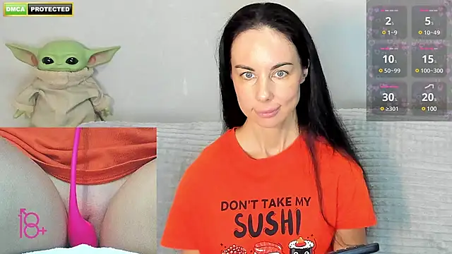 Snapshot of 3ight33nplus chatting on March 15, 1:19 am 3ight33nplus online show from March 15, 1:19 am