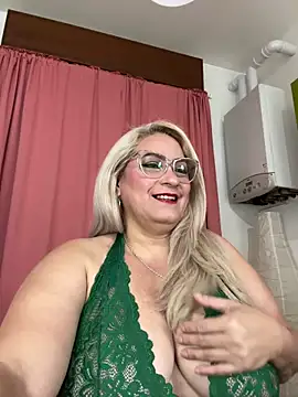 x elena x online show from April 29, 8:18 am