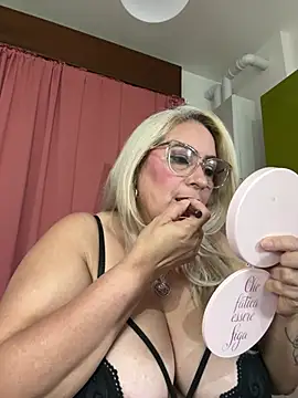 x elena x online show from May 7, 8:28 am