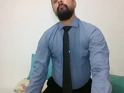 Snapshot of TRIISTAN_KING10 chatting on March 6, 8:37 pm TRIISTAN KING10 online show from March 6, 8:37 pm