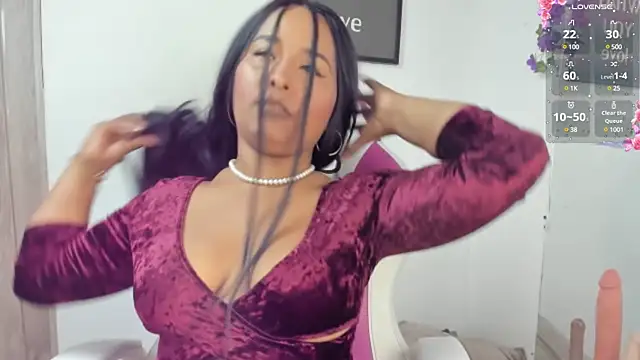 paola ih online show from March 20, 1:48 pm