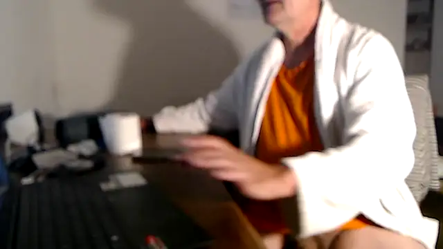 silvio-aus-luzern-CH online show from September 15, 3:51 am