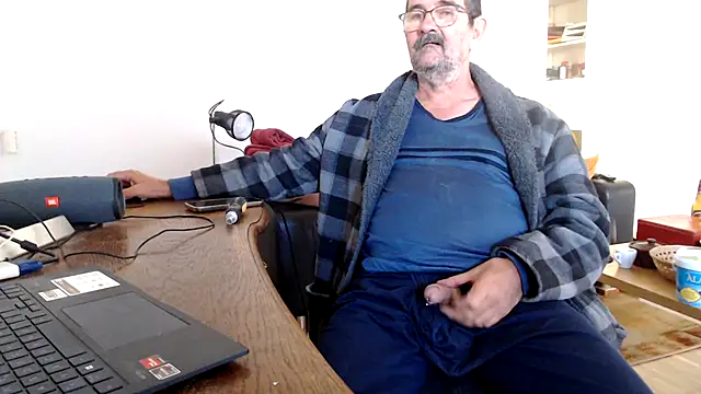 silvio-aus-luzern-CH online show from November 4, 7:56 am