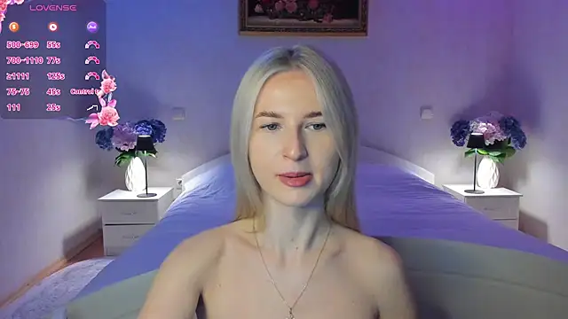 AnnaCarrera online show from April 21, 8:37 pm