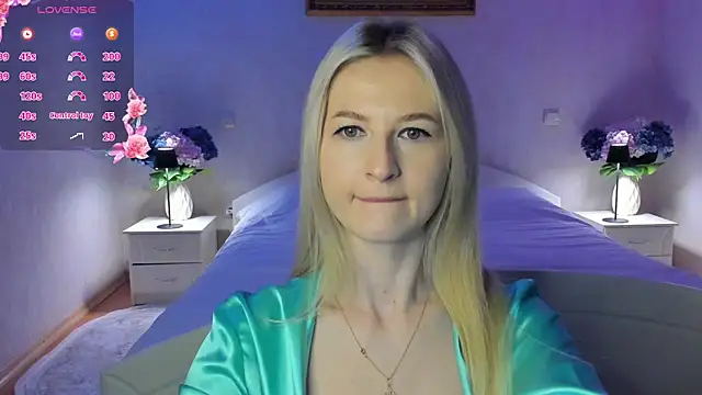 Snapshot of AnnaCarrera chatting on February 19, 8:28 pm AnnaCarrera online show from February 19, 8:28 pm