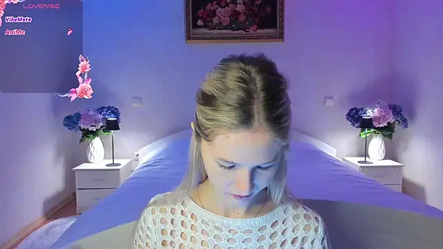 AnnaCarrera online show from April 14, 8:36 pm