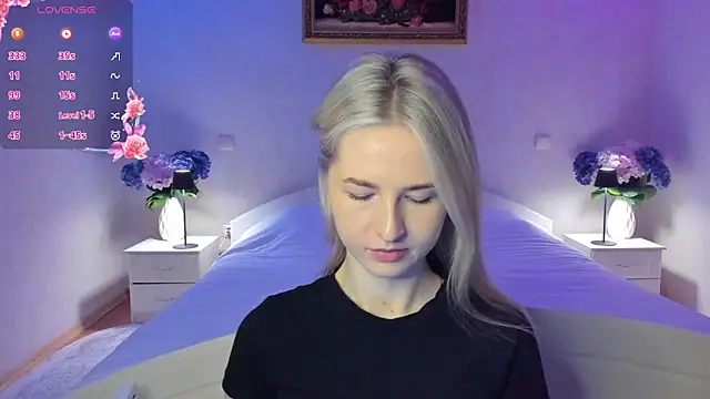 AnnaCarrera online show from April 22, 8:26 pm