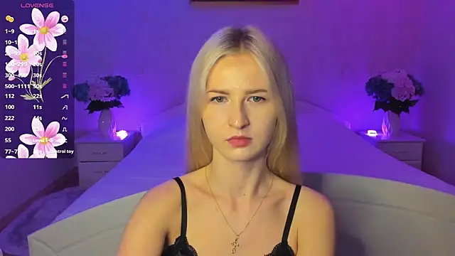 AnnaCarrera online show from October 26, 9:48 pm