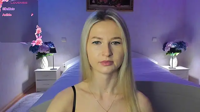 Snapshot of AnnaCarrera chatting on February 28, 7:35 pm AnnaCarrera online show from February 28, 7:35 pm