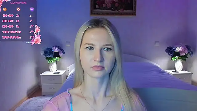 AnnaCarrera online show from April 2, 6:25 pm