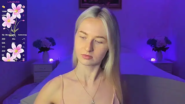 AnnaCarrera online show from December 22, 8:20 pm