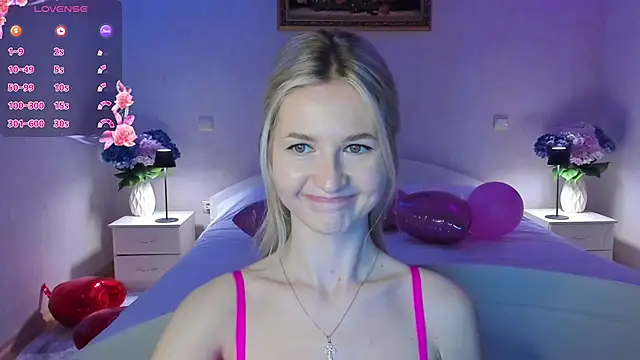 Snapshot of AnnaCarrera chatting on February 11, 9:14 pm AnnaCarrera online show from February 11, 9:14 pm