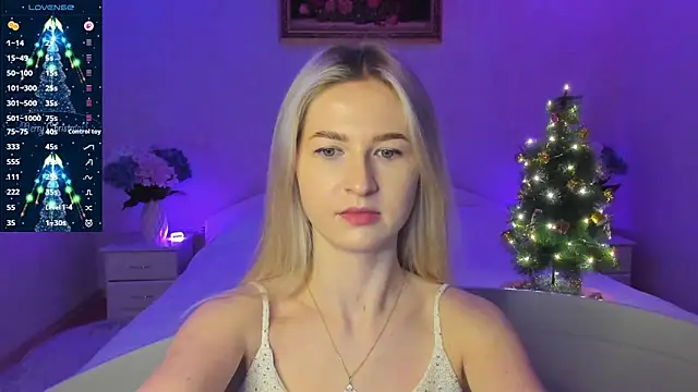 AnnaCarrera online show from December 17, 8:58 pm