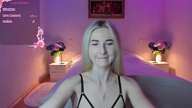 Snapshot of AnnaCarrera chatting on June 4, 8:46 pm AnnaCarrera online show from June 4, 8:46 pm