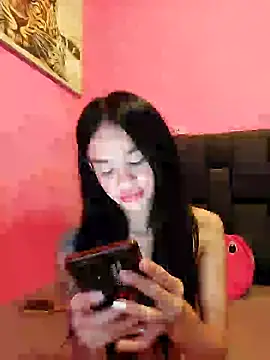 Snapshot of secretgreisy_ chatting on December 18, 10:40 am secretgreisy online show from December 18, 10:40 am