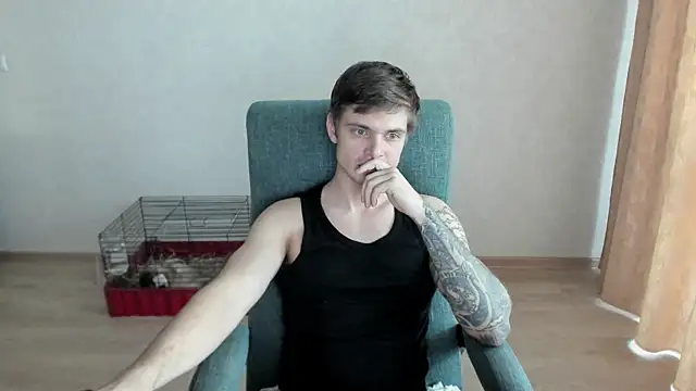 maks wolfis online show from April 8, 2:51 pm