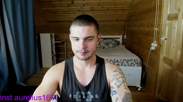 maks wolfis online show from October 31, 4:03 pm