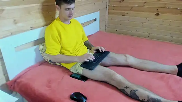 maks wolfis online show from March 16, 4:34 pm