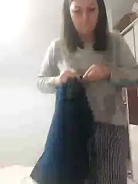 AlexandraGiogio online show from December 3, 4:33 pm