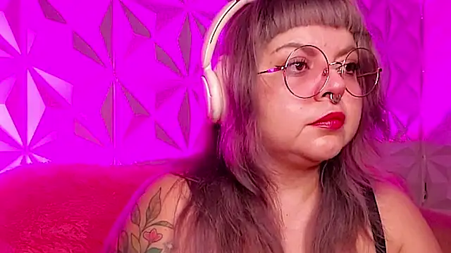 Satyn doll online show from October 31, 12:40 am