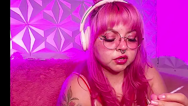 Satyn doll online show from February 14, 11:27 pm