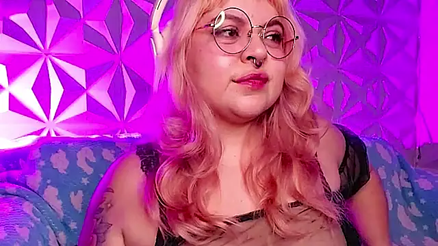 Satyn doll online show from April 4, 12:50 am