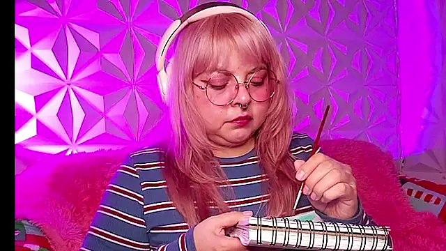 Satyn doll online show from January 15, 1:31 am