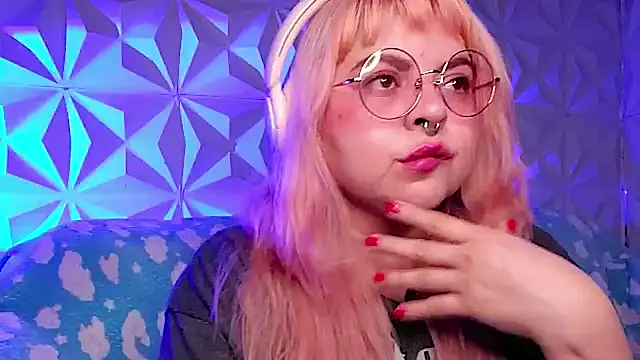 Satyn doll online show from March 29, 10:00 pm