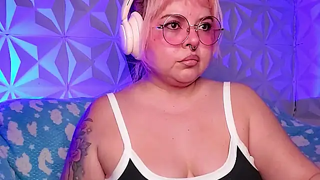 Satyn doll online show from April 13, 11:31 pm