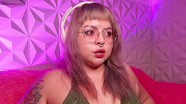 Satyn doll online show from November 11, 12:05 am