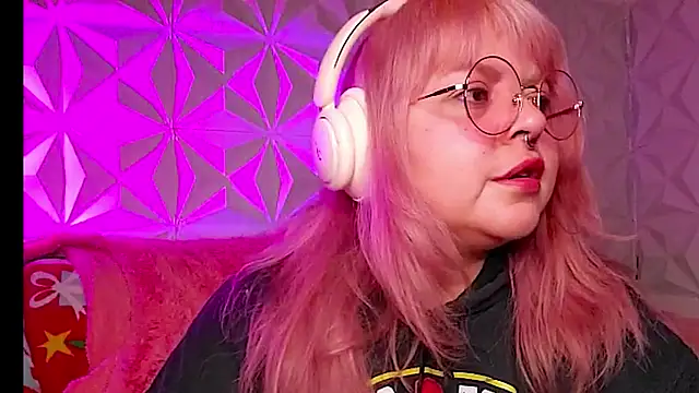 Satyn doll online show from January 10, 2:18 am