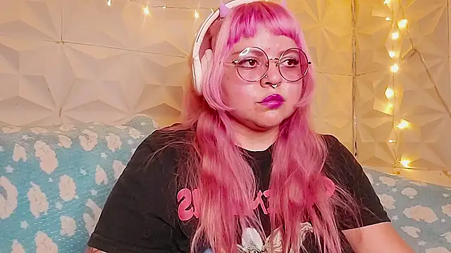 Satyn doll online show from May 24, 10:20 pm