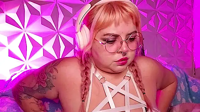 Satyn doll online show from April 2, 9:54 pm