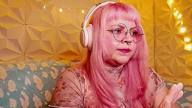 Satyn doll online show from May 28, 10:48 pm