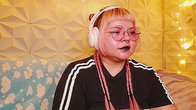 Satyn doll online show from May 13, 12:28 am
